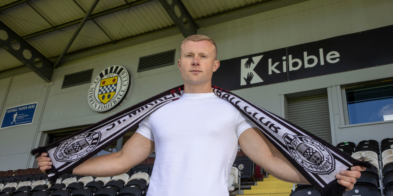 Curtis Main joins St Mirren