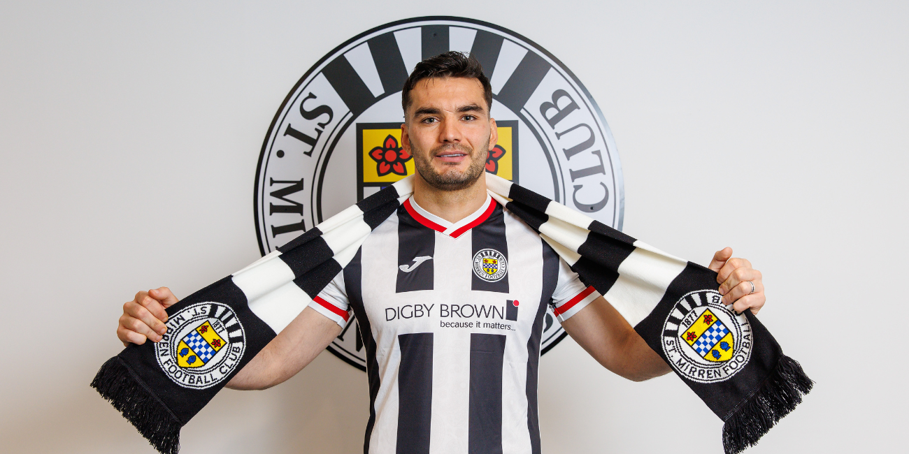 Tony Watt joins St Mirren on loan until the end of the season