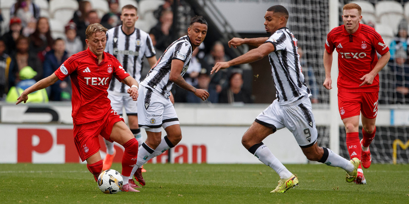 10-man Saints suffer late defeat