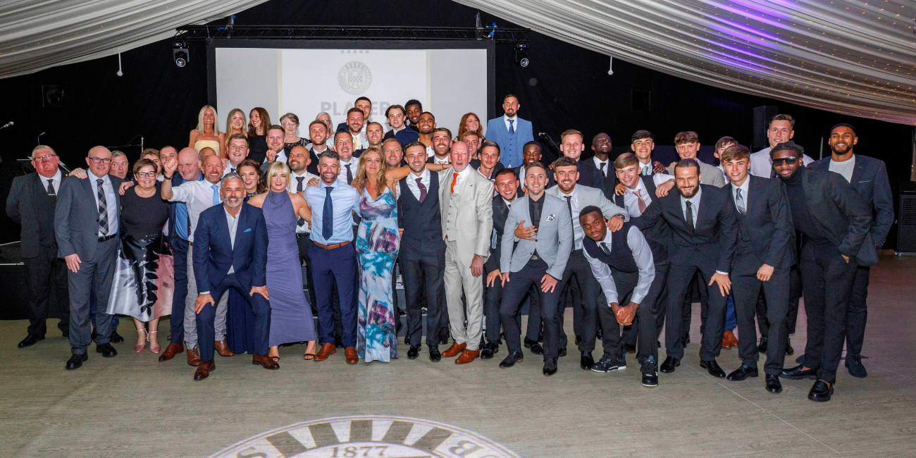 St Mirren players and staff