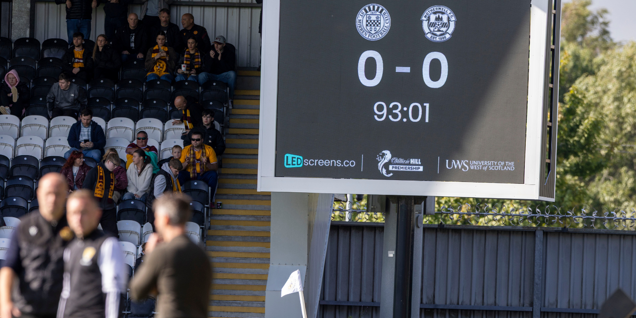 Stalemate at The SMiSA Stadium as Saints pick up first point