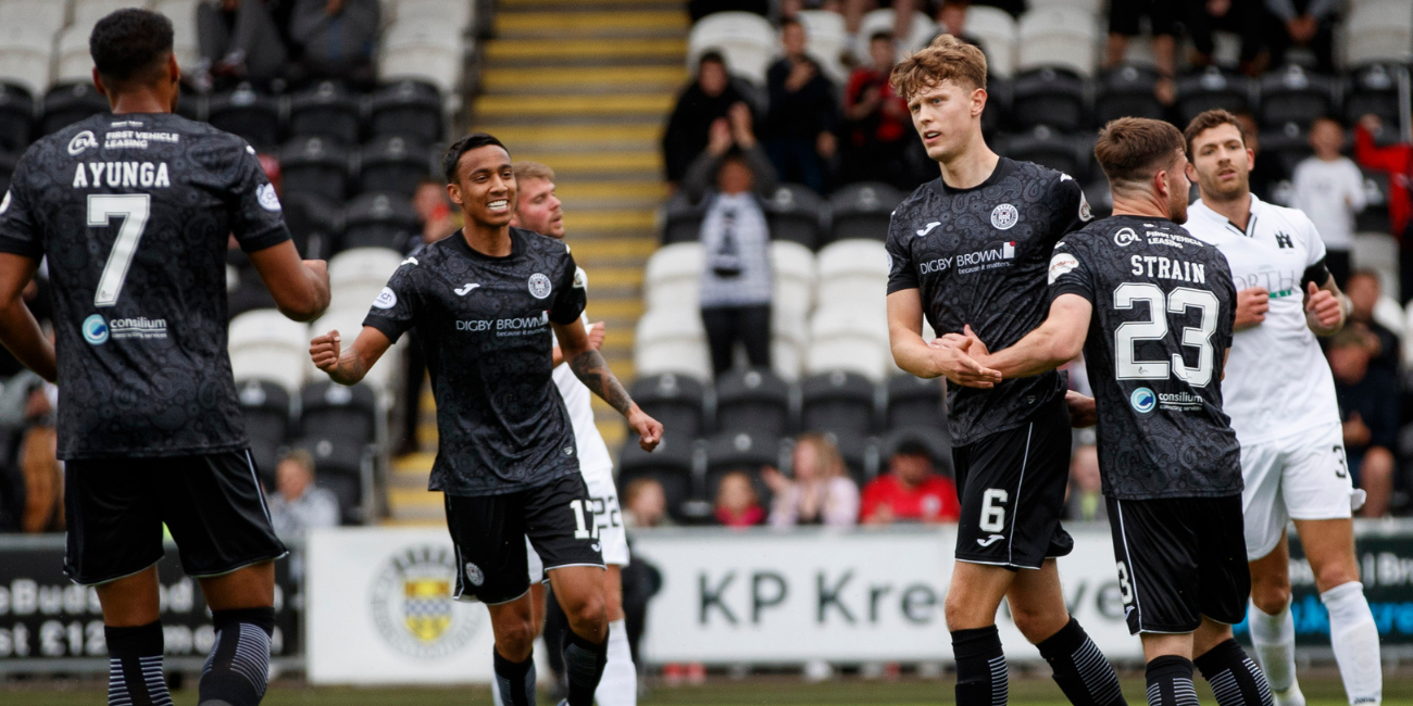 Johan Ayunga celebrates with St Mirren's teammates. PHOTO/Allan Picken