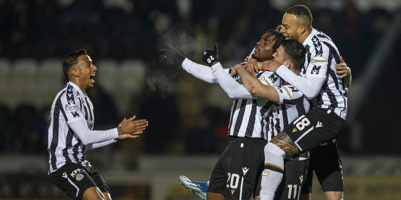 Toyosi Olusanya celebrates goal against Dundee