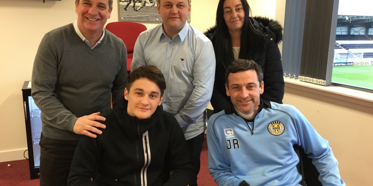 Kyle Magennis Signs New Contract